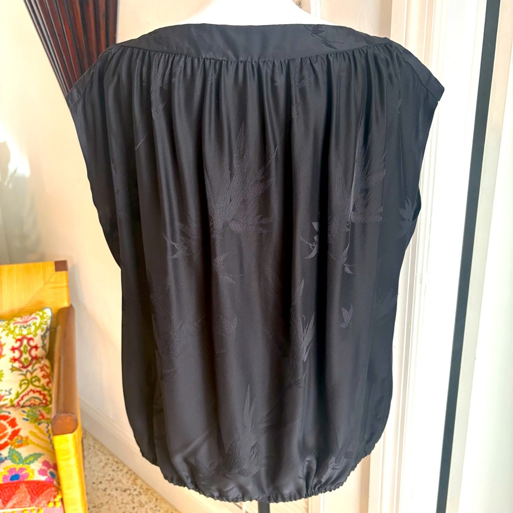 TALBOTS Black Silk Cap Sleeve Blouse! Tie at waist to desired fit! Excellent! 16 - Picture 5 of 10